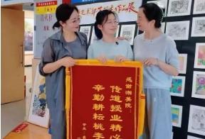 她的世界静悄悄，但画里全是光！湘西听障女孩12年逆袭终梦圆