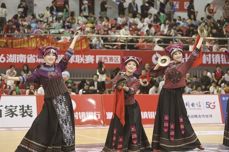 “茶溜子”奏响 非遗耀赛场