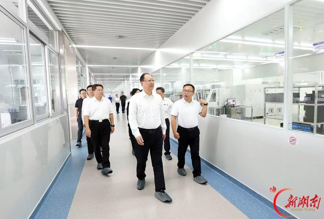 毛伟明在益阳调研电子信息产业发展情况
